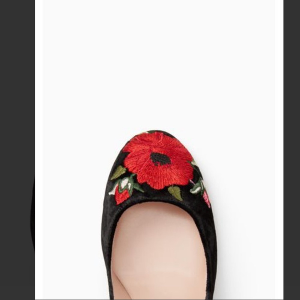 Kate Spade Grove Velvet Pumps. - Picture 4 of 16